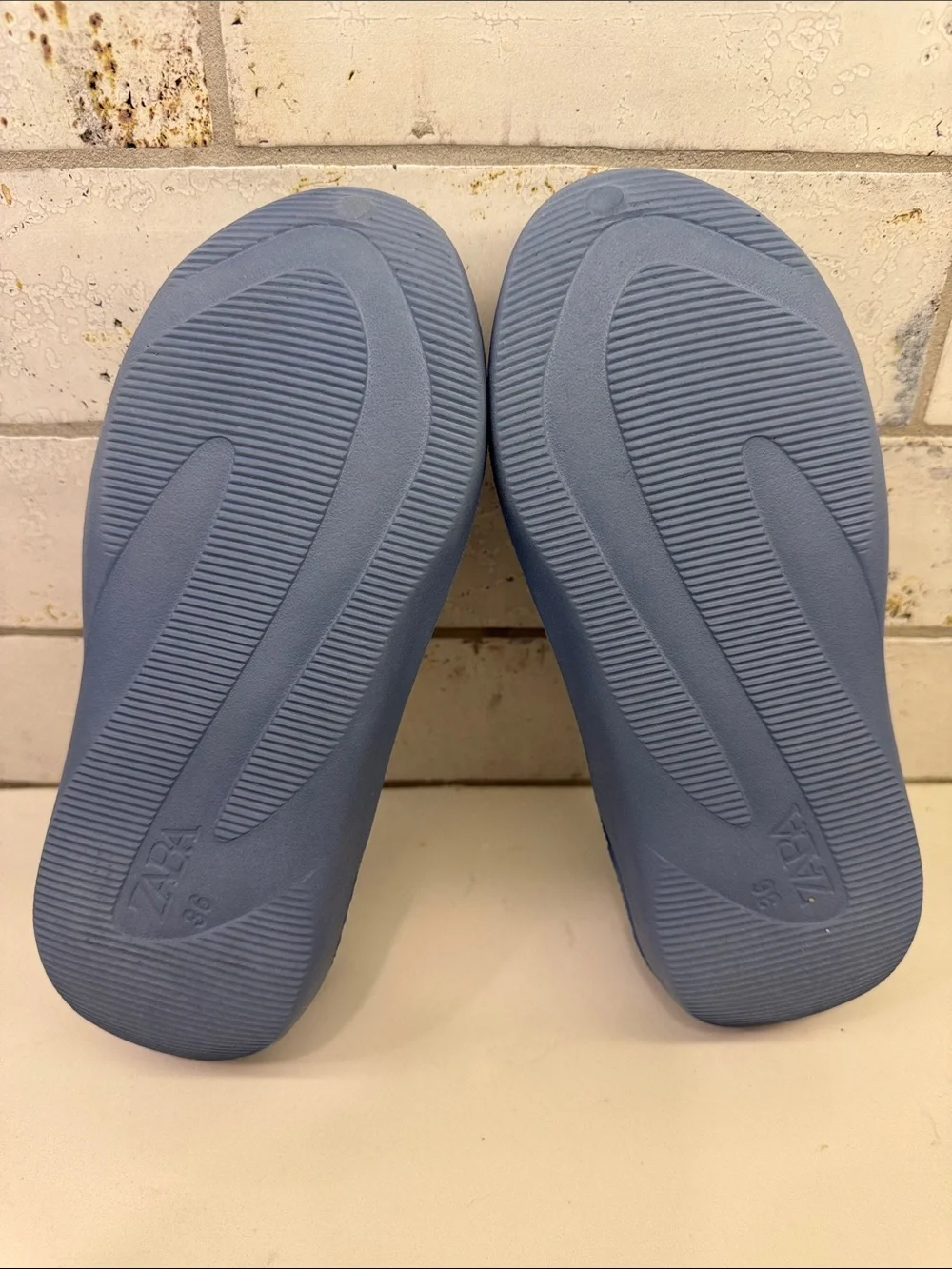 Zara Kids Blue Rubberized Clogs EU 36 Youth 4 Slip On Pool Water Shoes NWOT